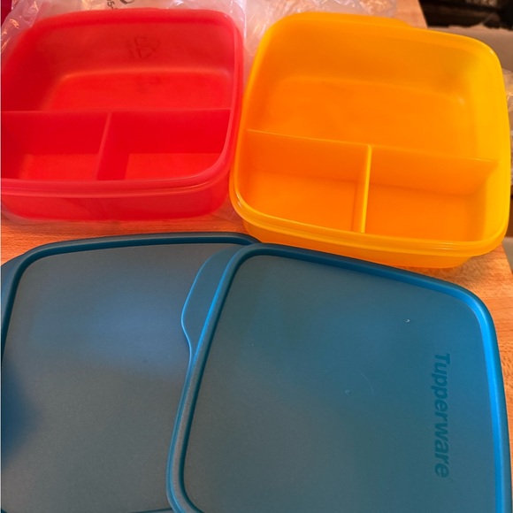 TUPPERWARE CEREAL BOWLS (4 PIECE SET) AND MUCH MORE - Picture 6 of 7